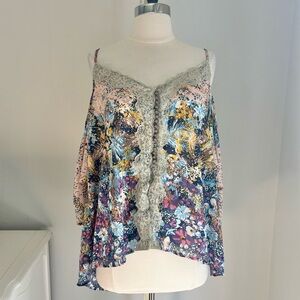 ARATTA |  Multi-Color Cold Shoulder Button Top